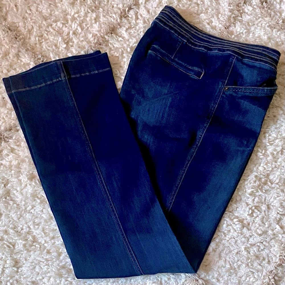 Like NEW! High Waisted Jean Bell Trouser